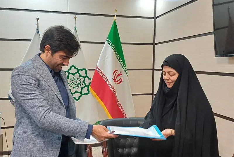 در راستای تحقق ضرورت هوشمندسازی ناوگان؛ سازمان تاکسیرانی و شرکت کنترل ترافیک توافقنامه همکاری امضا کردند